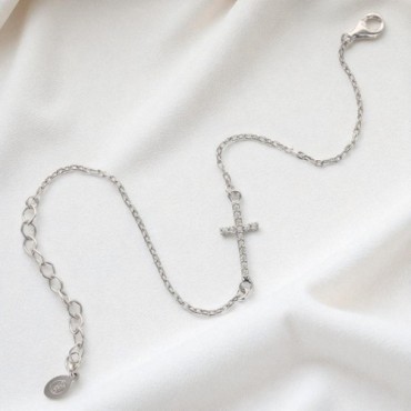 Bracelet en argent 925°/°° ajustable avec croix OZ (1.67 g) Livré en boite
