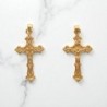 Croix forme baroque avec Christ en plaqué or H 2.6 cm. Livré en boite