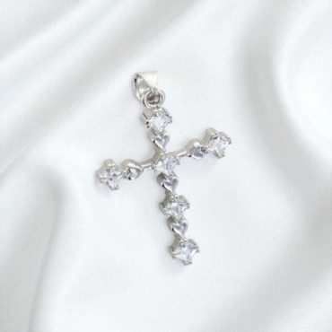 Croix en argent 925 °/°° avec OZ H. 2.1 cm. (1.10 g) Livré en boite