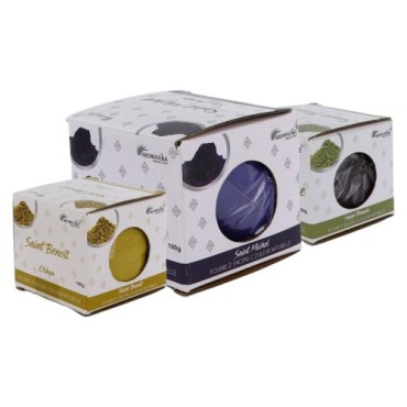 Poudre d’encens en boîte de 100 g, présentée avec cône et support pour une utilisation facile et immédiate.