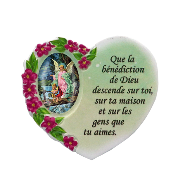 Magnet en résine en forme de coeur H. 6 x 6.5 cm, avec prière pour la maison et résine de diiférents Saints.