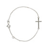 Bracelet en argent 925 °/°° ajustable sur chaine avec croix épaisse (1,44 g). Livré en boîte.