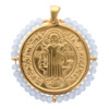 Médaille de Saint Benoit en acier inoxydable doré supérieur avec grains en verre de différentes couleurs  Ø 3 cm.